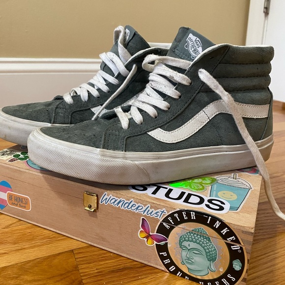 Vans Shoes - High top vans